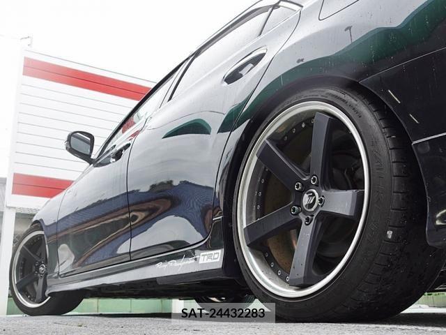 Toyota MARK X 2019-12 329702-18