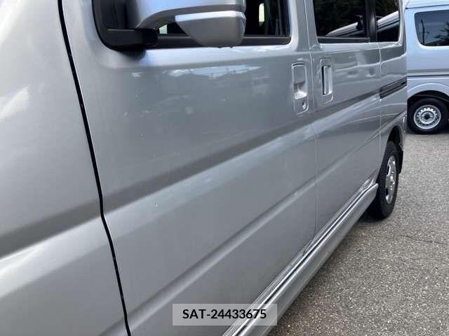 Honda VAMOS HOBIO 2017-02 203686-15