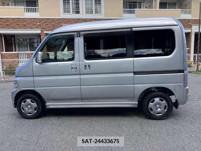 Honda VAMOS HOBIO 2017-02 203686-11