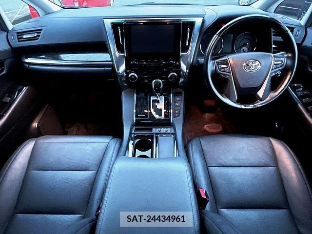 Toyota ALPHARD 2021-10 299517-1