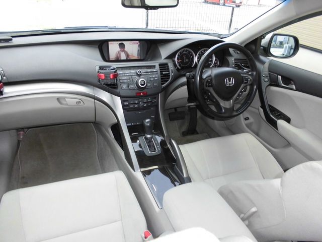 Honda ACCORD TOURER 2009-06 3899-10