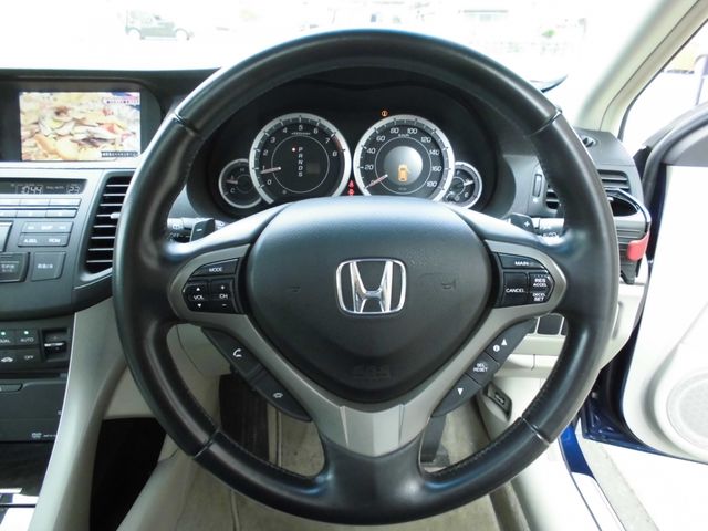 Honda ACCORD TOURER 2009-06 3899-12
