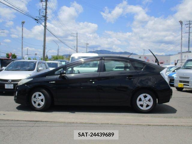 Toyota PRIUS 2011-03 321998-2