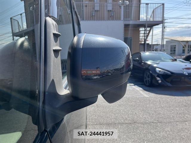 Daihatsu WAKE 2015-06 219199-12