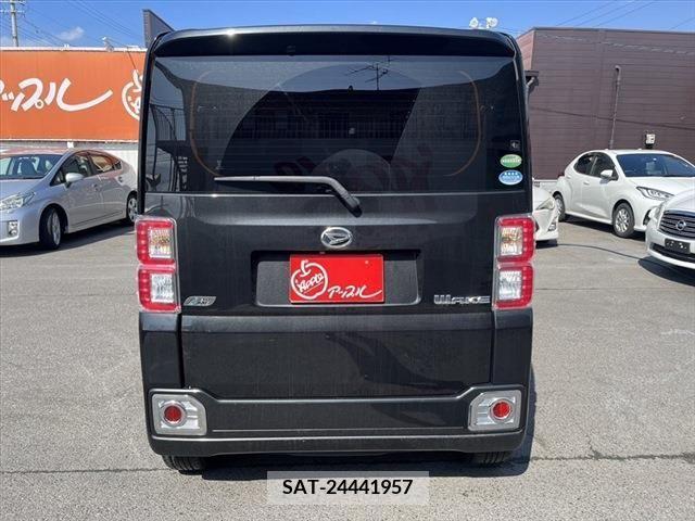 Daihatsu WAKE 2015-06 219199-5