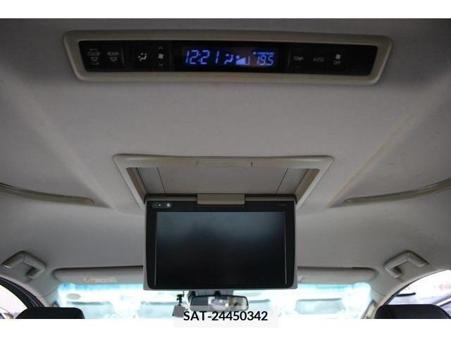 Toyota ALPHARD 2018-04 284204-1