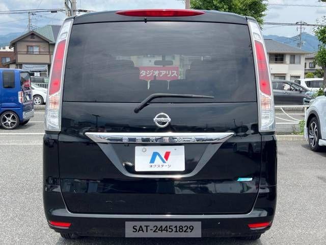 Nissan SERENA 2011-08 284298-15