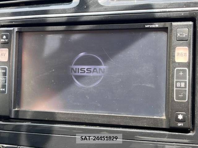 Nissan SERENA 2011-08 284298-3