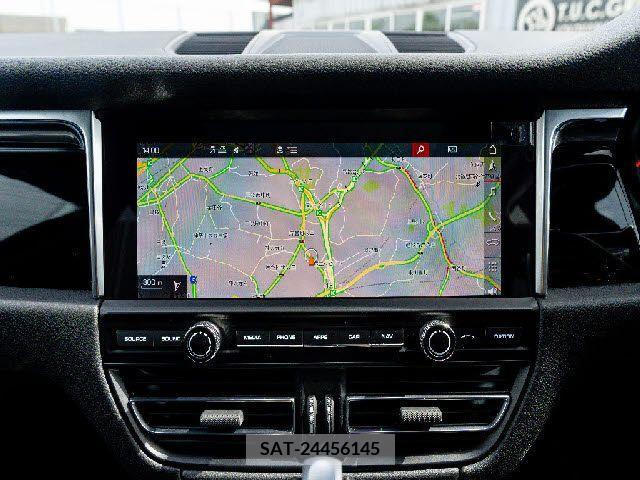 Porsche MACAN 2021-04 281587-9