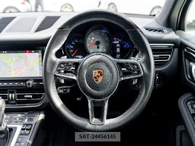 Porsche MACAN 2021-04 281587-22