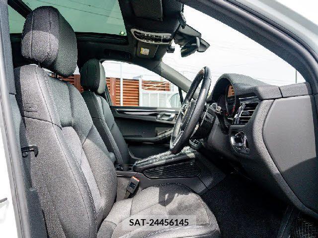 Porsche MACAN 2021-04 281587-3