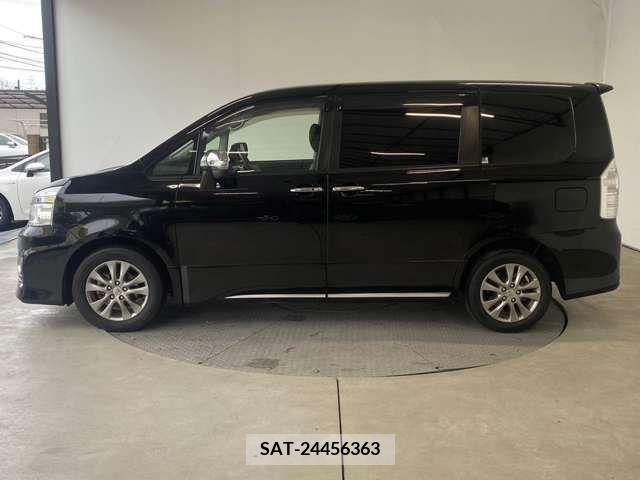Toyota VOXY 2013-03 254595-13