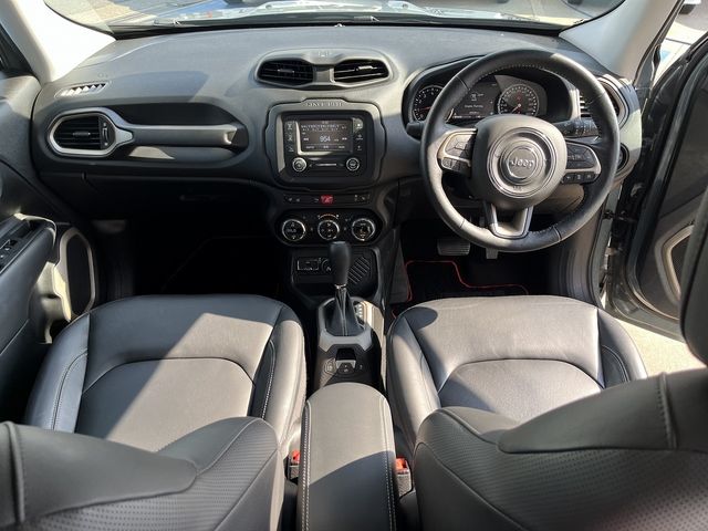 Jeep RENEGADE 2018-02 14058-2