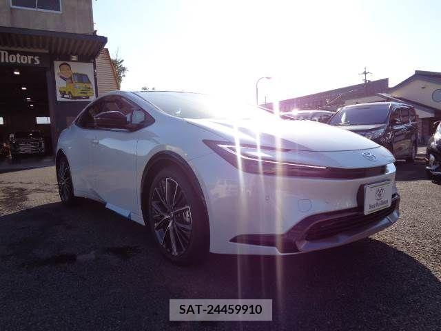 Toyota PRIUS 2023-09 385640-15