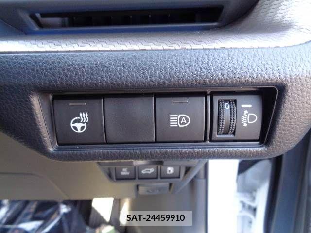 Toyota PRIUS 2023-09 385640-13