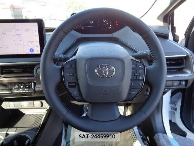 Toyota PRIUS 2023-09 385640-12