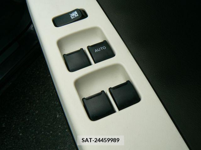Mazda CAROL 2015-01 201670-12