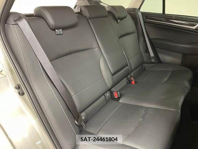 Subaru OUTBACK 2019-06 274797-5