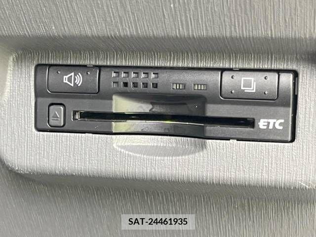 Toyota PRIUS ALPHA 2012-03 322214-4