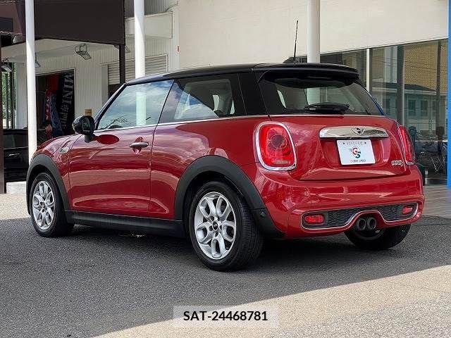 Bmw MINI 2014-04 357228-14