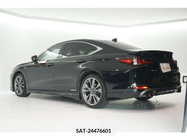 Lexus ES 2019-02 353961-2