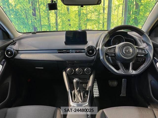 Mazda DEMIO 2017-02 301959-1