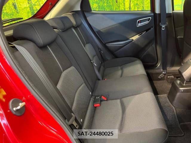 Mazda DEMIO 2017-02 301959-9