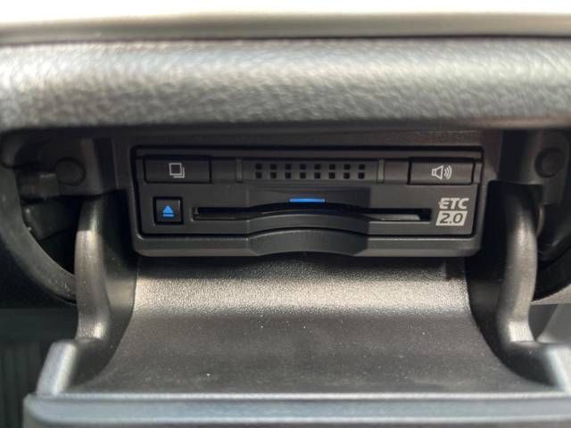 Toyota CROWN SEDAN 2016-03 10034-8