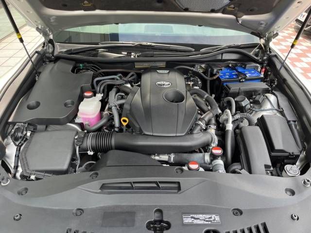 Toyota CROWN SEDAN 2016-03 10034-19