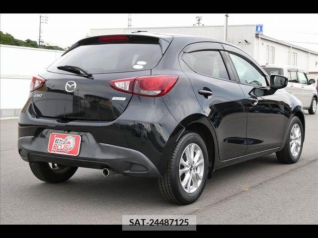 Mazda DEMIO 2015-07 267609-16