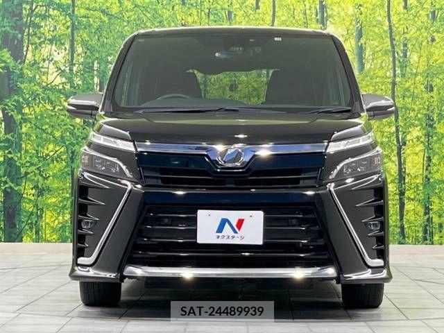 Toyota VOXY 2019-11 385493-15