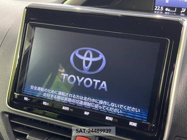 Toyota VOXY 2019-11 385493-4