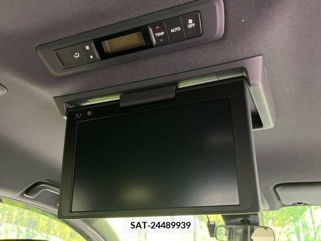 Toyota VOXY 2019-11 385493-2