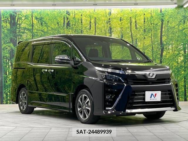 Toyota VOXY 2019-11 385493-17