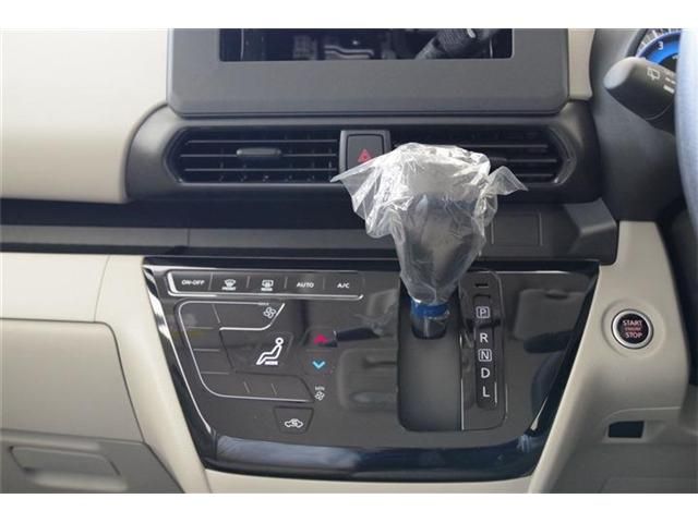 Nissan ROOX 2023-02 5696-7