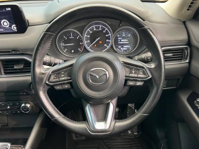 Mazda CX-5 2017-06 28923-11
