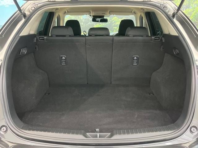 Mazda CX-5 2017-06 28923-10
