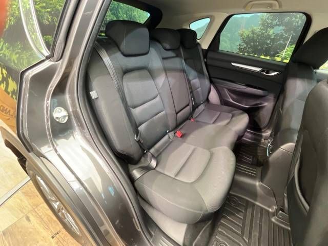 Mazda CX-5 2017-06 28923-9