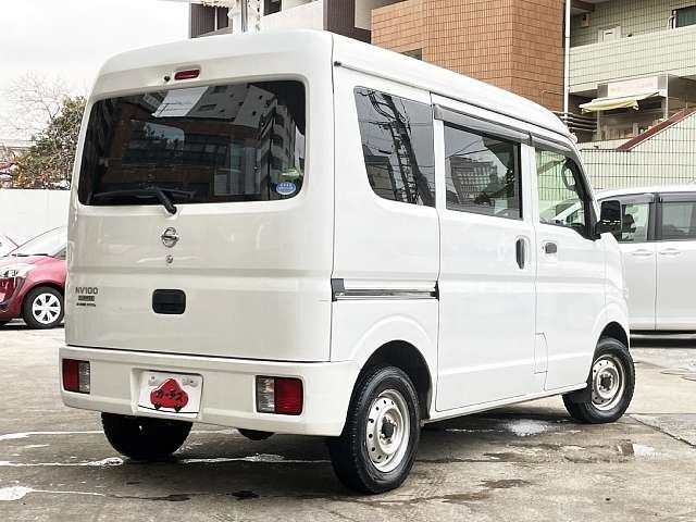 Nissan CLIPPER 2017-10 194830-2