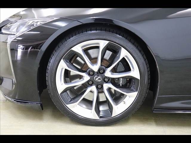 Lexus LC 2017-09 16130-23
