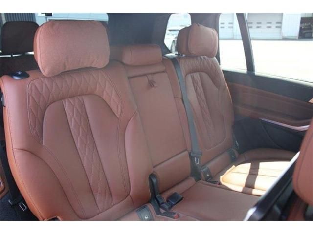 Bmw X7 2022-08 17940-5