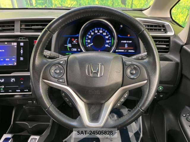 Honda FIT 2014-03 253255-11
