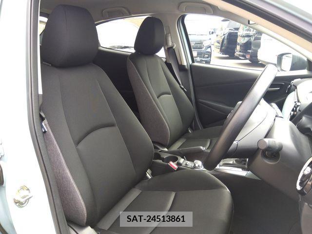 Mazda MAZDA2 2023-03 238010-8