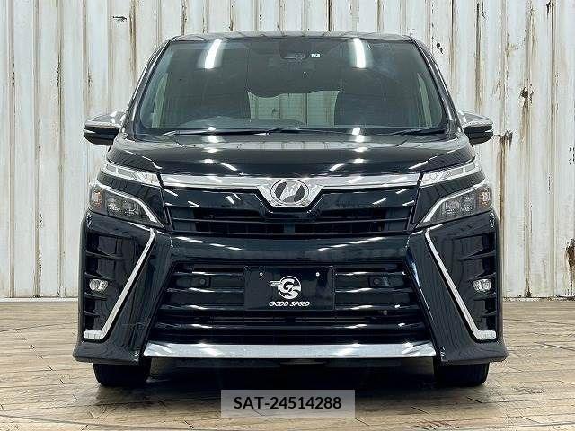 Toyota VOXY 2019-07 332250-11