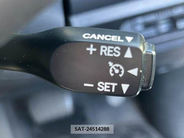 Toyota VOXY 2019-07 332250-3