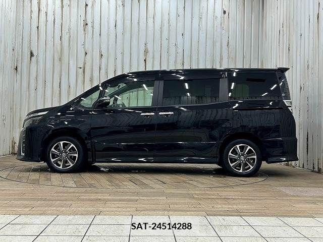 Toyota VOXY 2019-07 332250-14