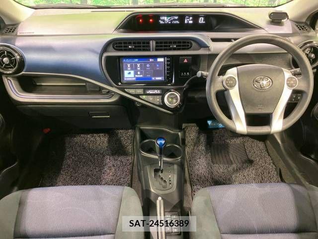 Toyota AQUA 2015-12 238743-1
