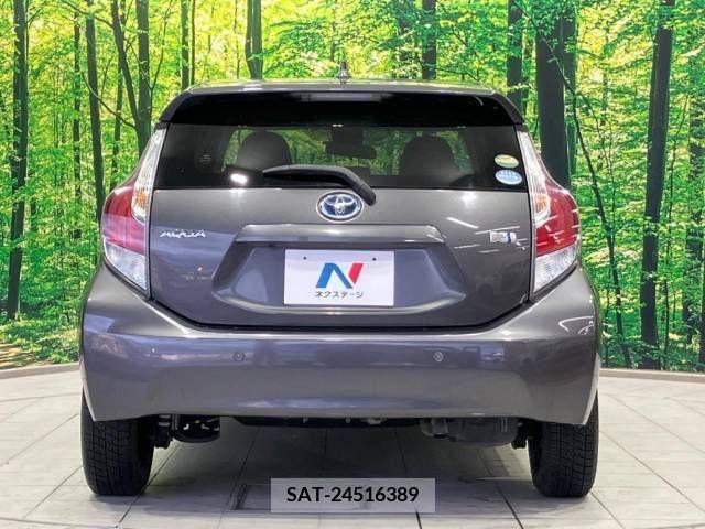 Toyota AQUA 2015-12 238743-15
