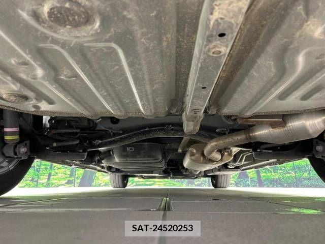 Toyota VOXY 2023-03 224306-19