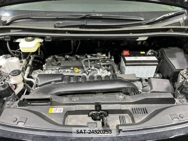 Toyota VOXY 2023-03 224306-18